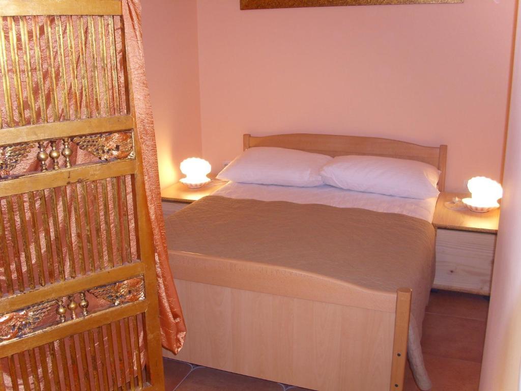 Residence Apartments Anamaria Подстрана Стая снимка