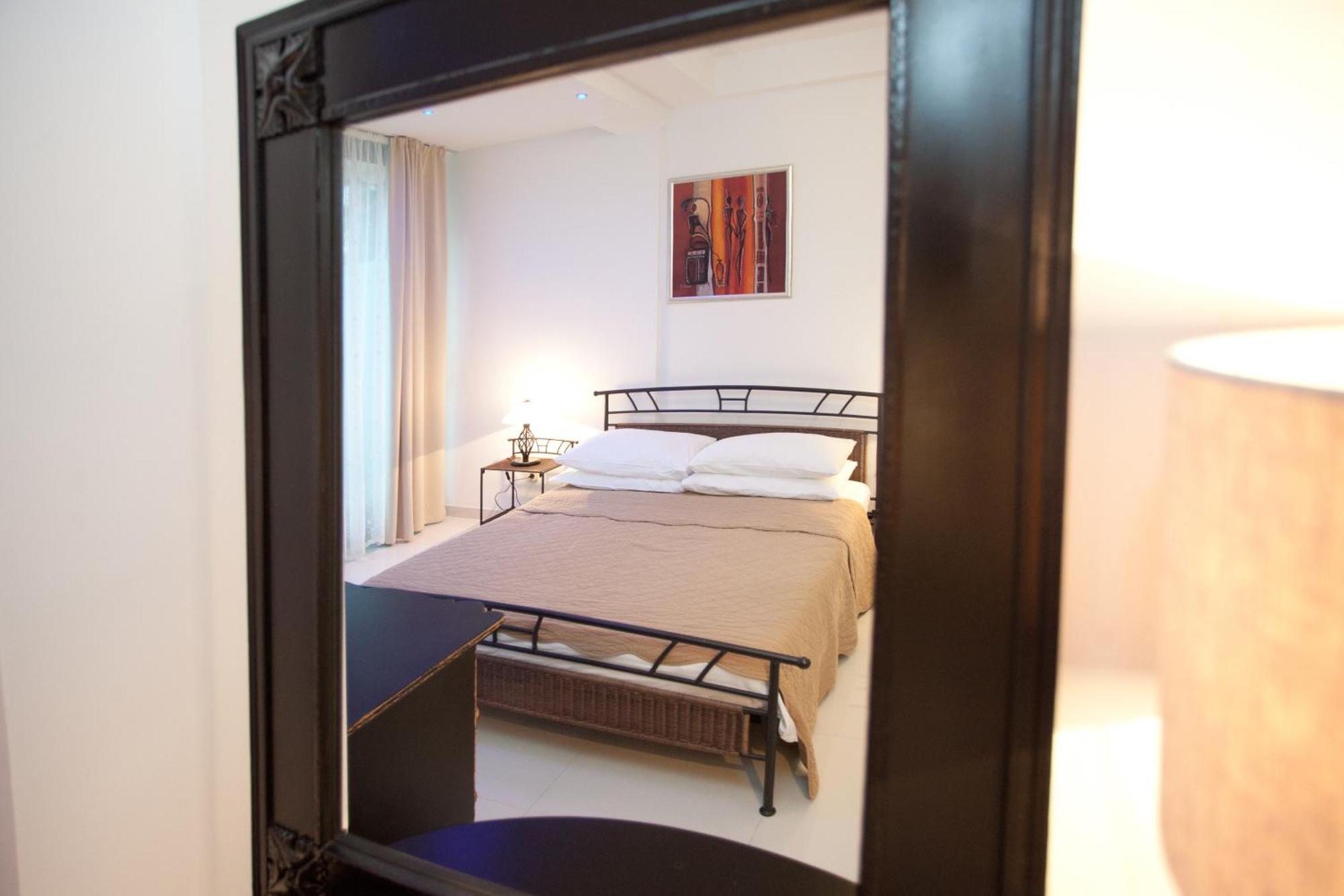 Residence Apartments Anamaria Подстрана Екстериор снимка