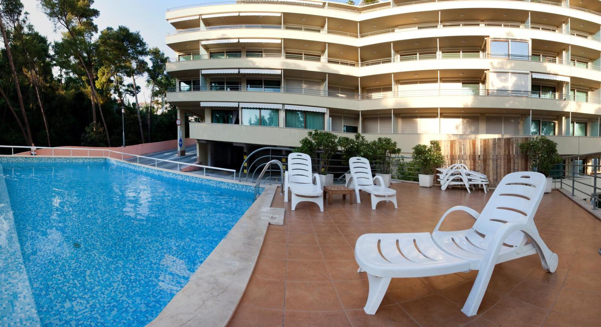 Residence Apartments Anamaria Подстрана Екстериор снимка
