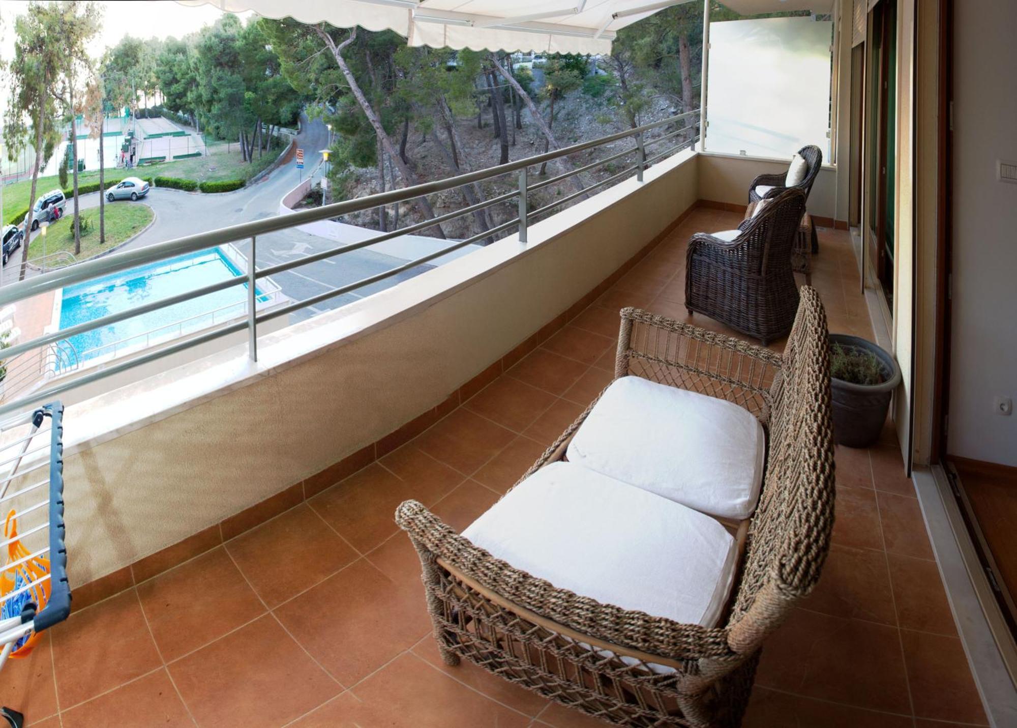 Residence Apartments Anamaria Подстрана Стая снимка
